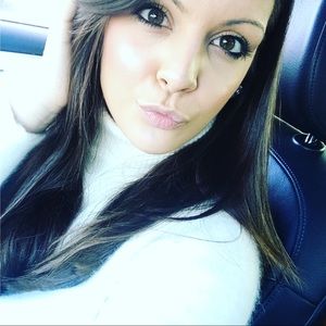 Meet your Posher, Alexandria